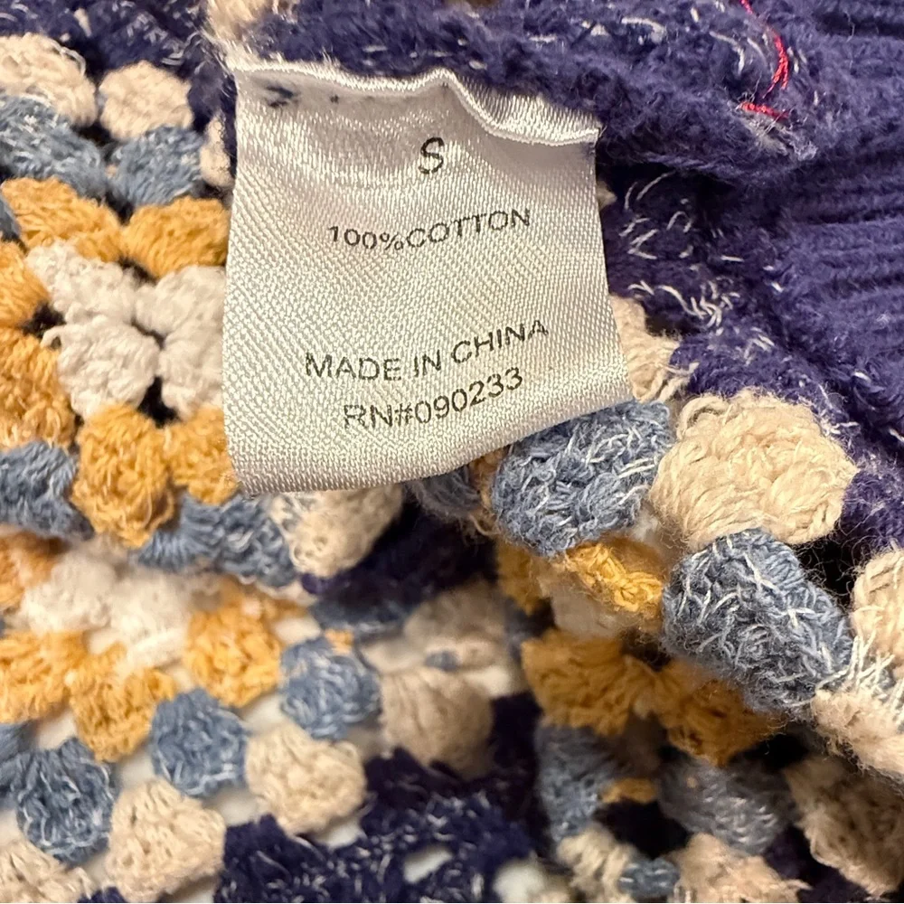 PacSun Estate Cardigan Crochet Granny Square V-Neck Button Down Sweater Navy - Picture 9 of 13